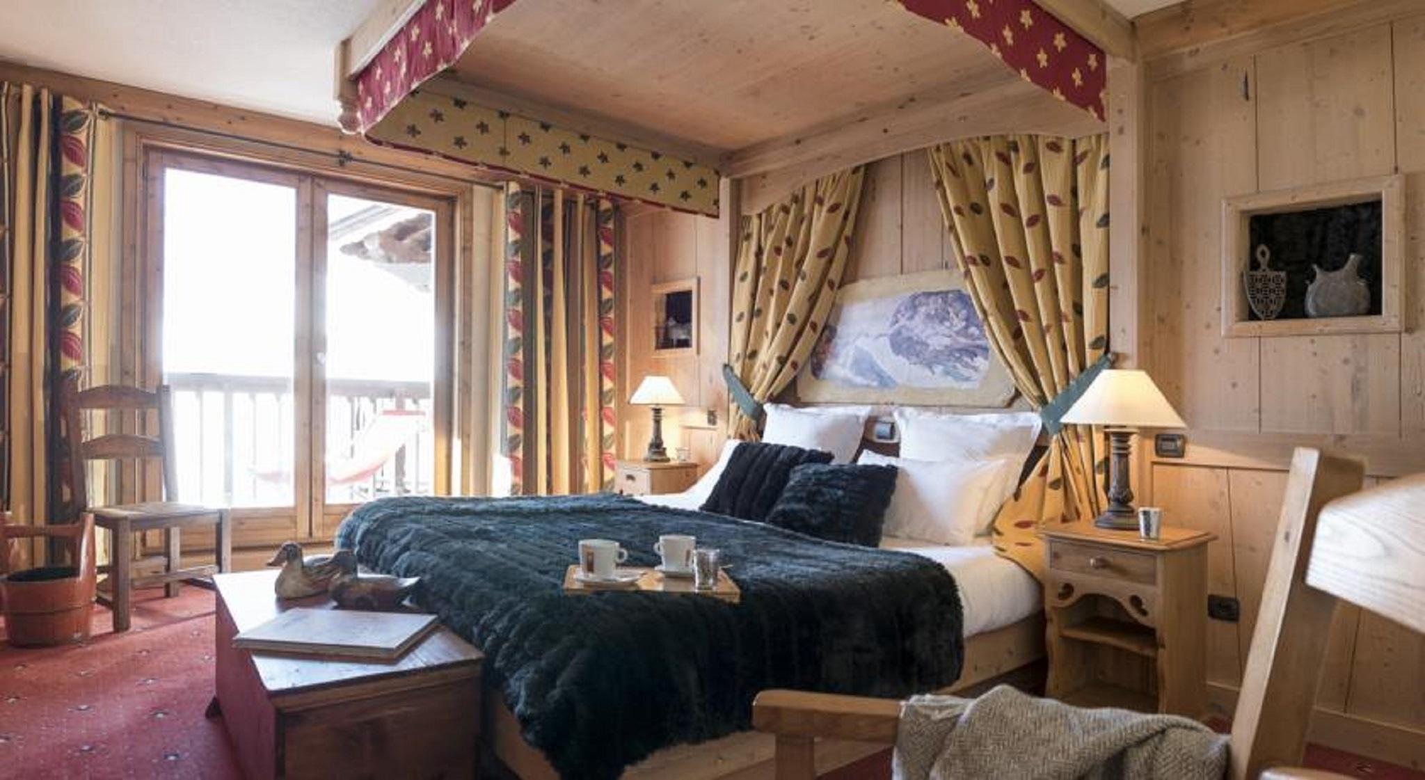 Hotel Les Suites Du Montana By Les Etincelles Тинь Экстерьер фото