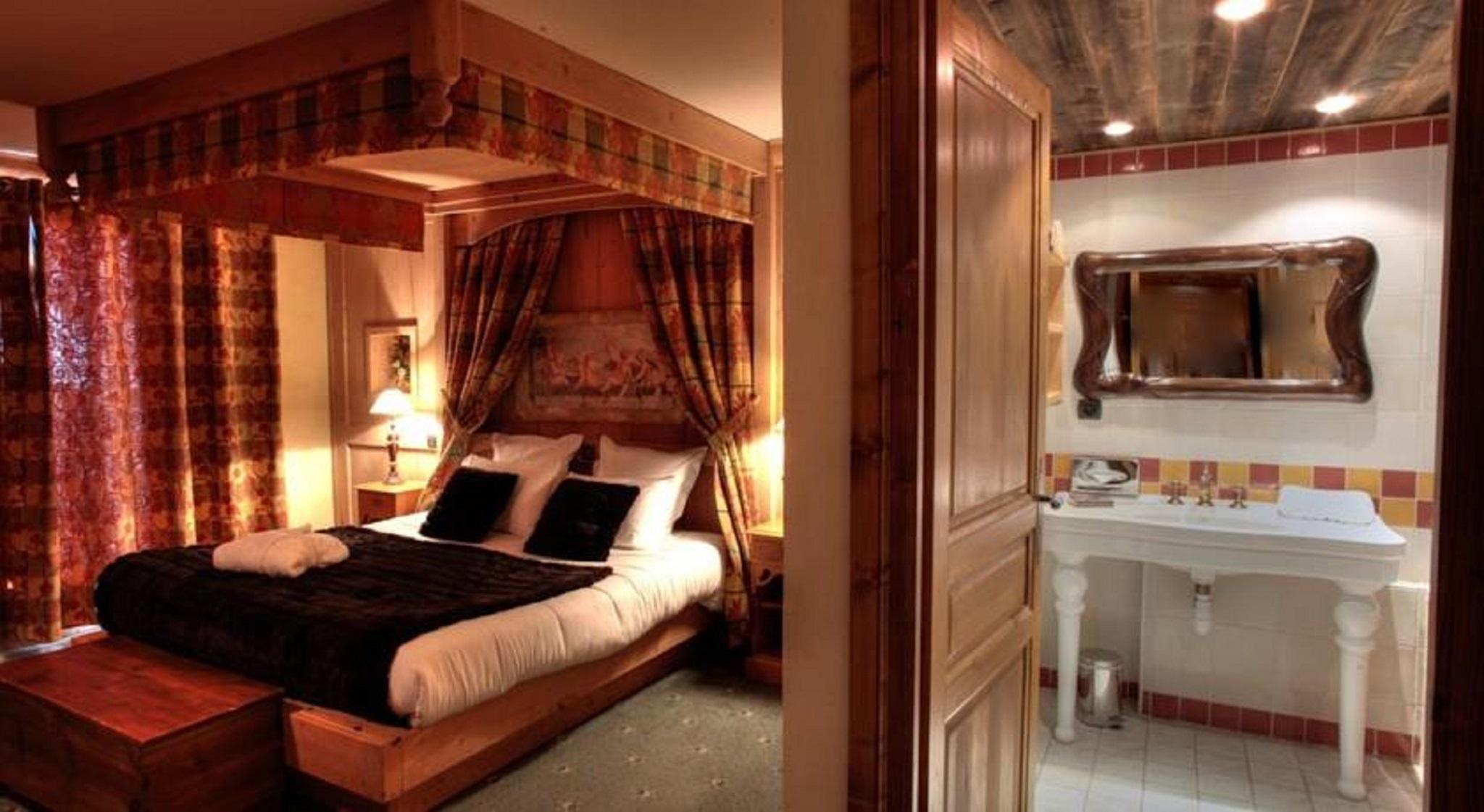 Hotel Les Suites Du Montana By Les Etincelles Тинь Экстерьер фото